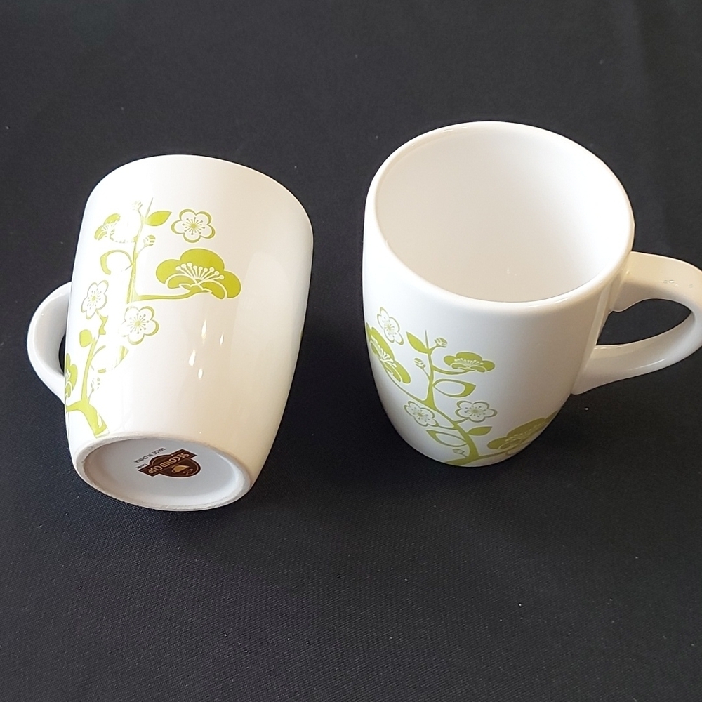 Vintage Second Cup Tea Cups white with green floral print-Set of 2